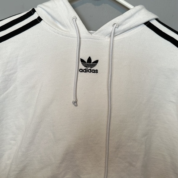 Adidas classic crop top‎ sweatshirt - Picture 2 of 5